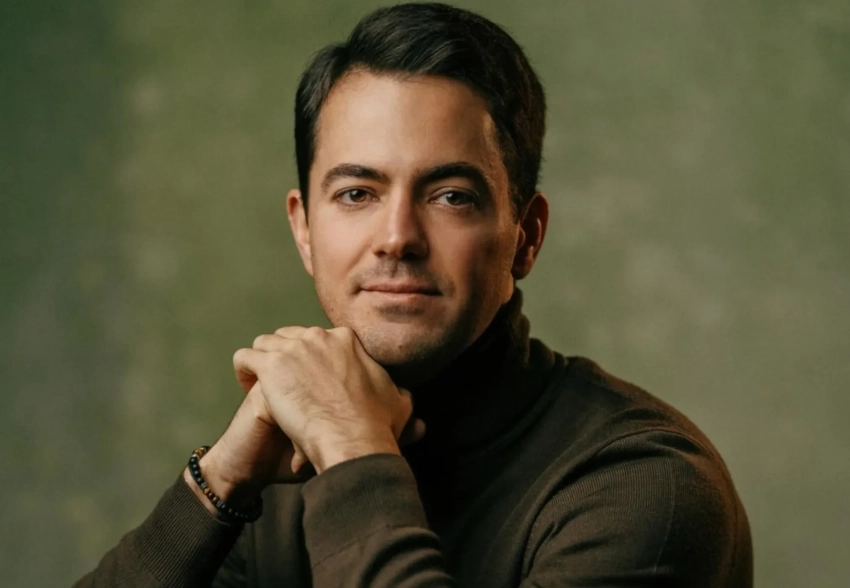 Бывший муж Янины Студилиной и экс-советник президента Украины Александр Роднянский — младший раскритиковал украинское правительство