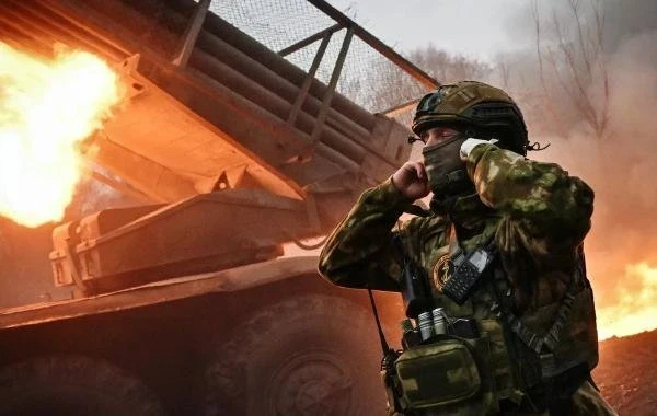 Юрий Подоляка в свежей сводке от 05.01.2026 сообщил о том, что на Запорожье открылся участок, где решается судьба Орехова