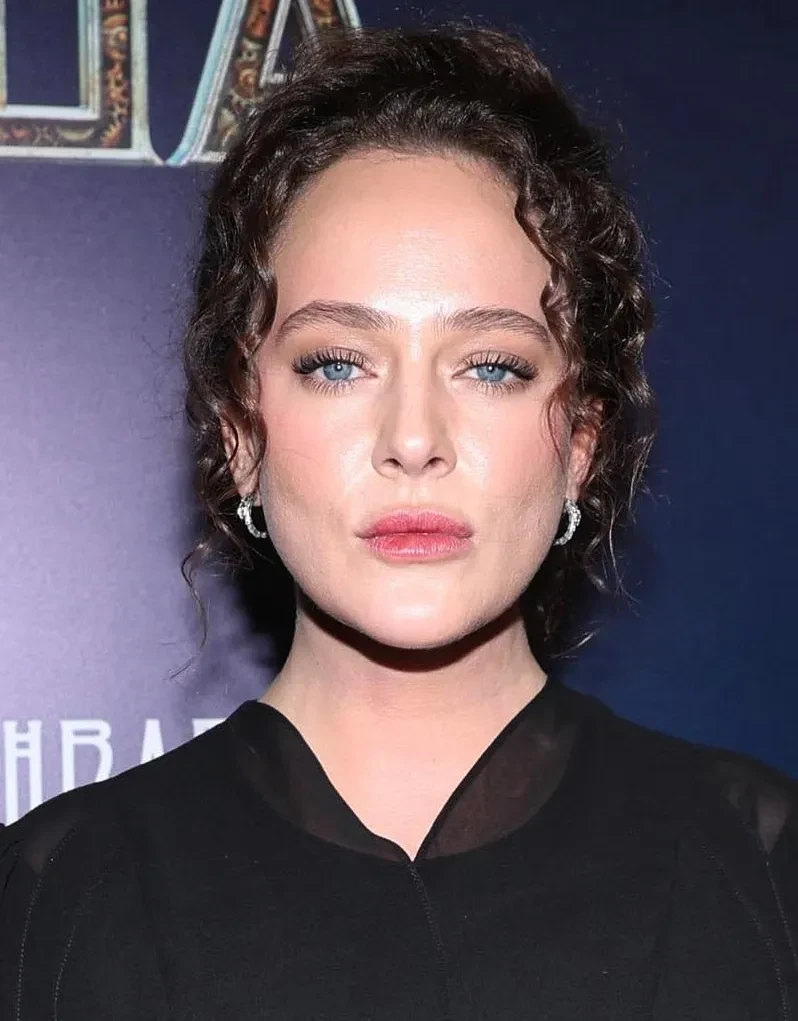 Аглая Тарасова впервые вышла в свет после суда по делу о контрабанде наркотиков