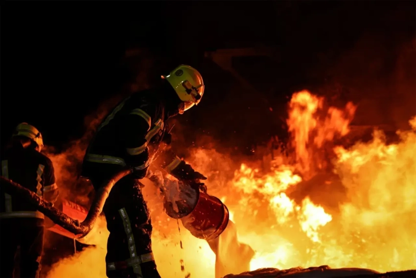 Сообщается о применении «Цирконов» для ночных ударов по объектам на Украине