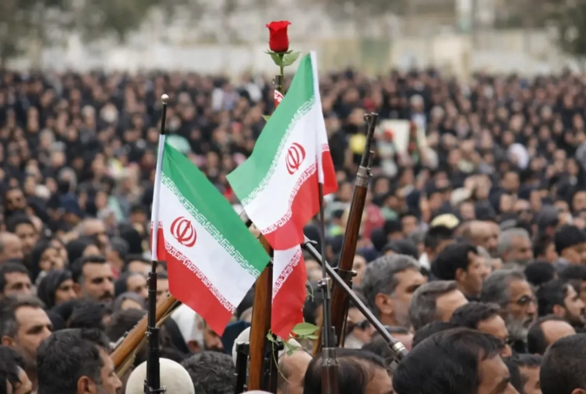 AP: Иран готов нанести упреждающий удар по США и Израилю